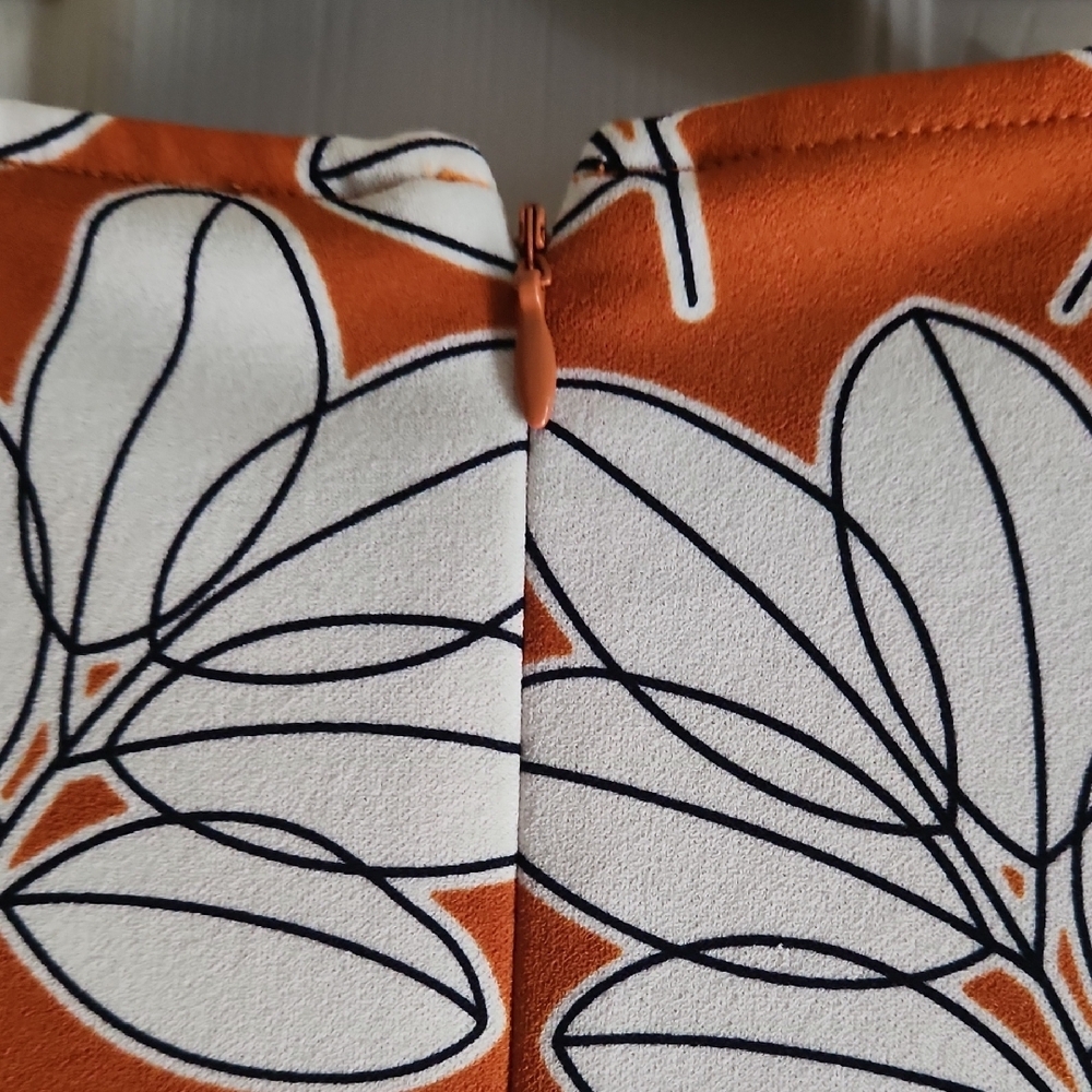 Ann Taylor Vibrant Orange and White Leaf Print Blouse - Picture 5 of 7